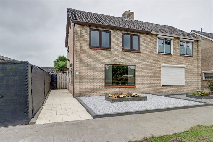 Nieuwe Dorpsweg 33 in Fijnaart foto