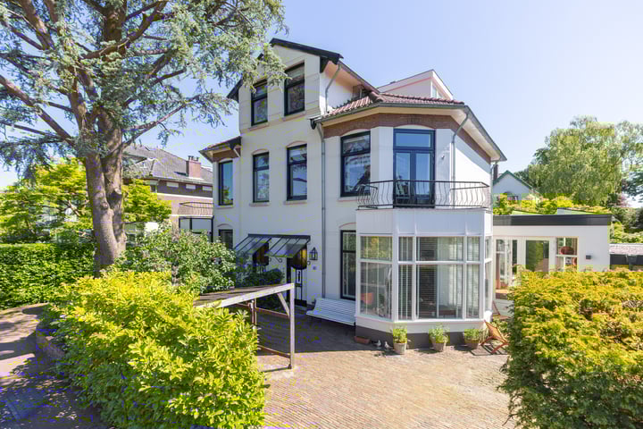 Nieuwe Englaan 17 in Bussum