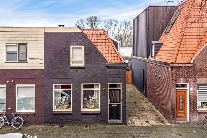Nieuwe Karselaan 16 in Amstelveen foto