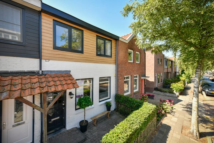 Nieuwe Karselaan 47 in Amstelveen foto