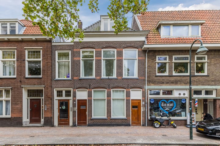 Nieuwe Langendijk 19 in Delft
