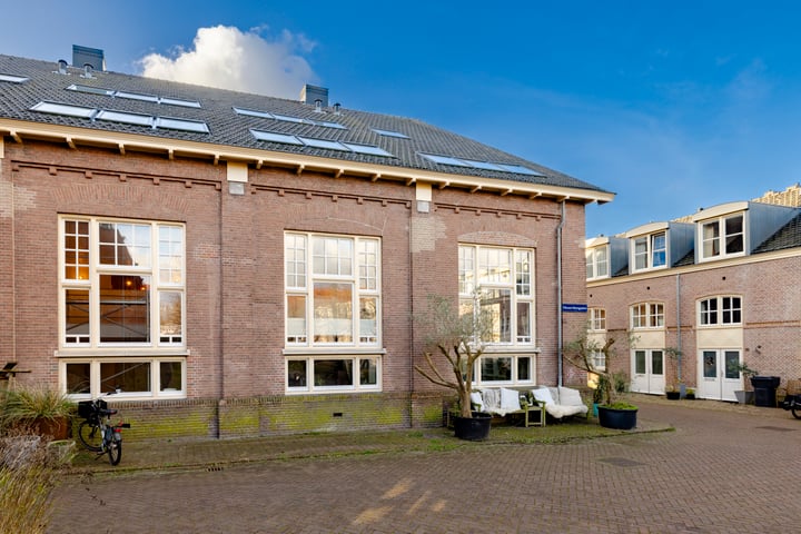 Nieuwe Manegeplein 6 in Haarlem foto