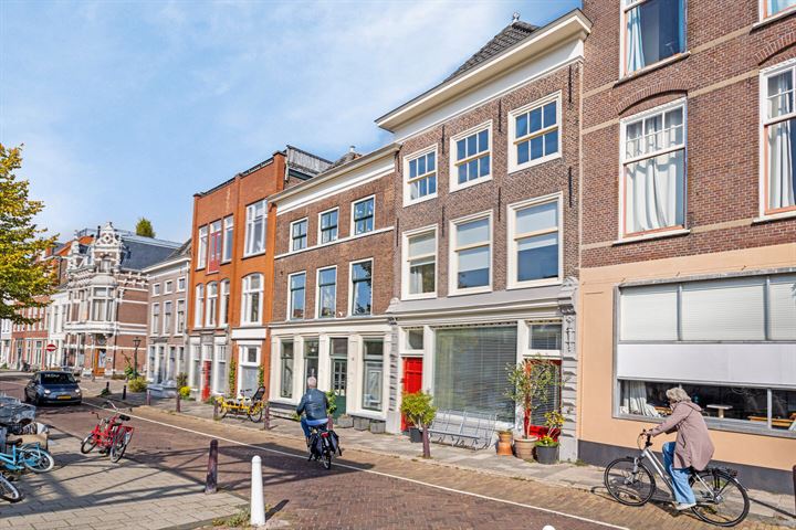 Nieuwe Rijn 92 in Leiden foto