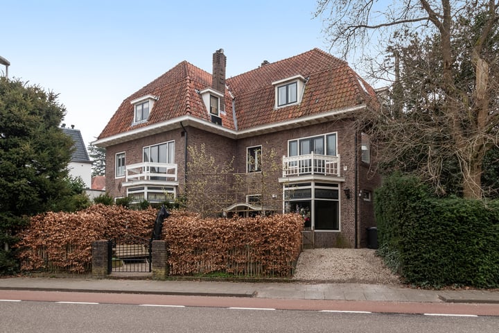Nieuwe 's-Gravelandseweg 5B in Bussum foto