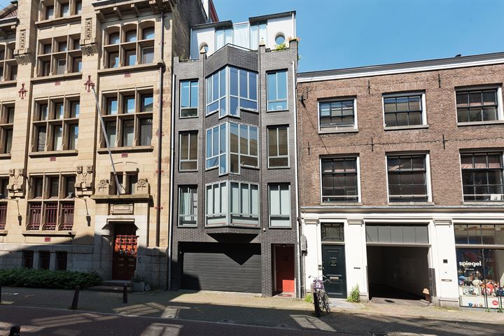 Nieuwe Spiegelstraat 4B in Amsterdam foto