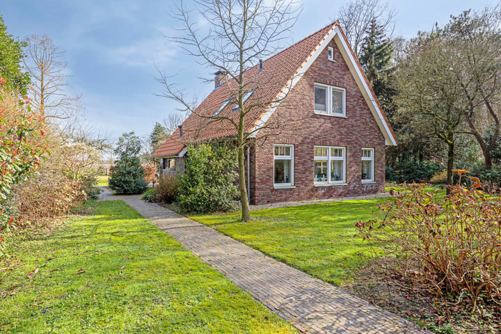 Nieuwe Veenendaalseweg 230 in Rhenen foto