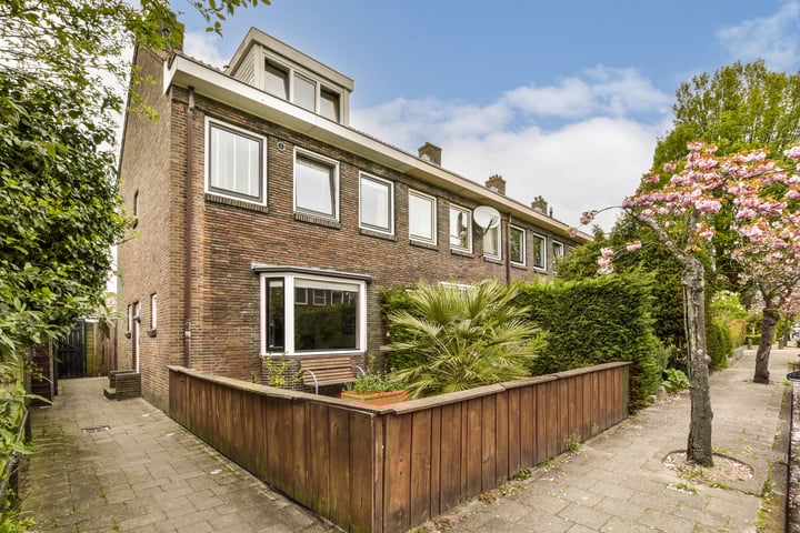 Nieuwe Zonneweg 11 in Amsterdam