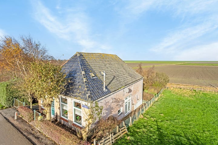 Nieuwebildtdijk 166 in Oudebildtzijl foto