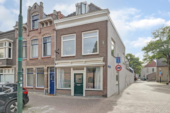 Nieuwehaven 31 in Gouda foto