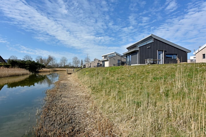 Nieuwesluisweg 1A-728 in Breskens foto