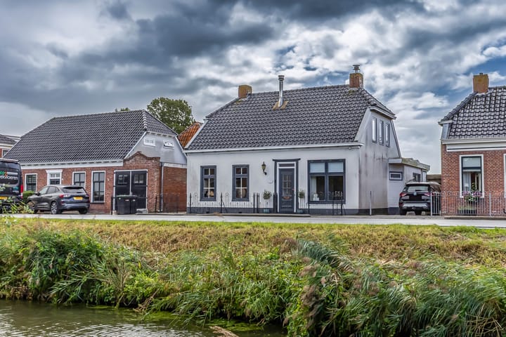 Nieuwestreek 11 in Ezinge foto