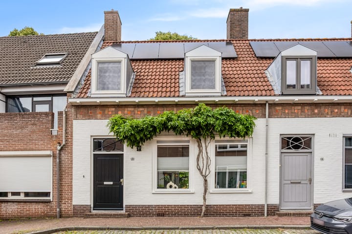 Nieuweweg 18 in Hulst foto