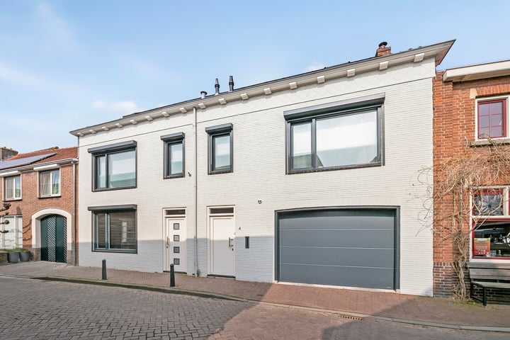Nieuweweg 4 in Hulst foto