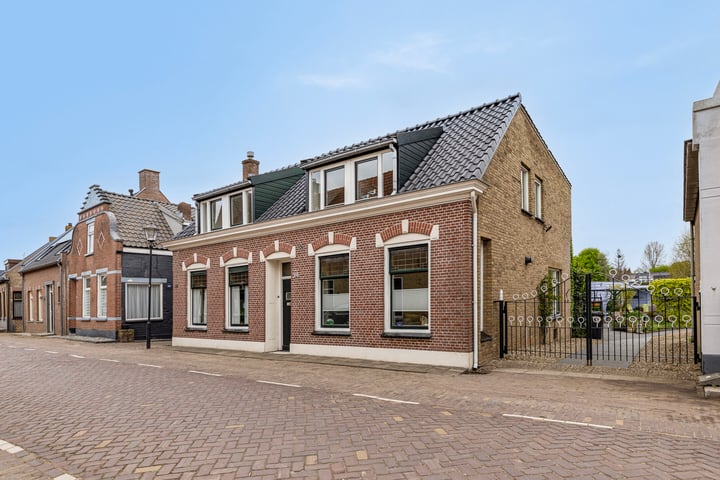 Foto van woning Nieuwlandsedijk 34, Lage Zwaluwe