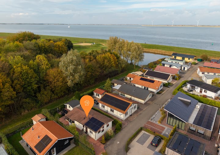 Nieuwlandseweg 264 in Sint-Annaland foto