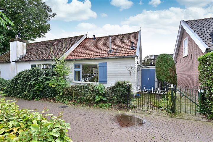 Nieuwlarenweg 1a in Laren foto