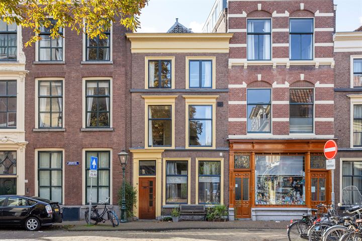 Nieuwsteeg 29 in Leiden foto
