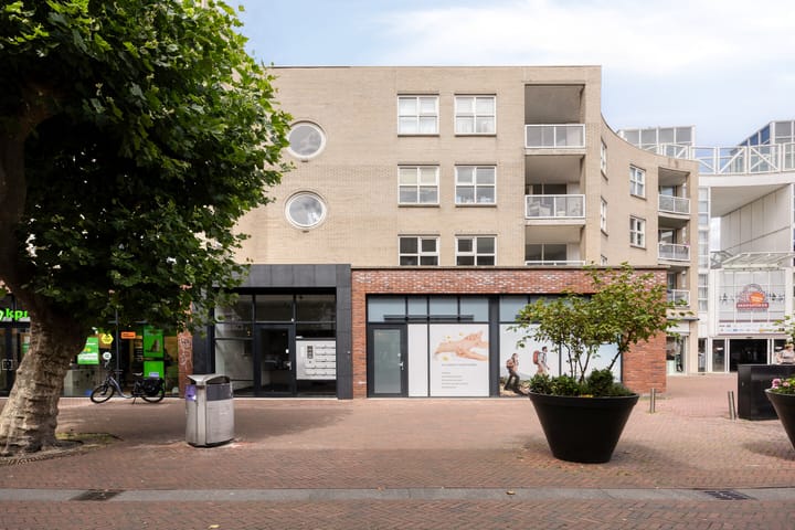 Nieuwstraat 127 in Spijkenisse foto