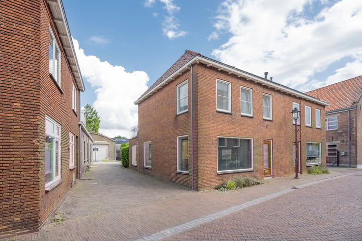 Nieuwstraat 15 in Nijkerk foto