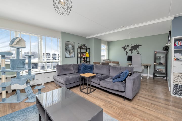 Foto van woning Nieuwstraat 168, Spijkenisse