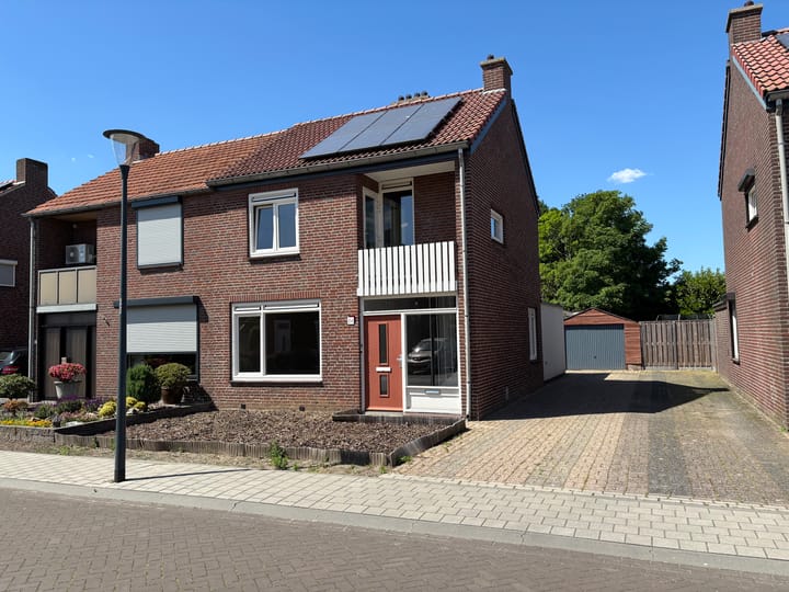 Nieuwstraat 24 in Blitterswijck foto