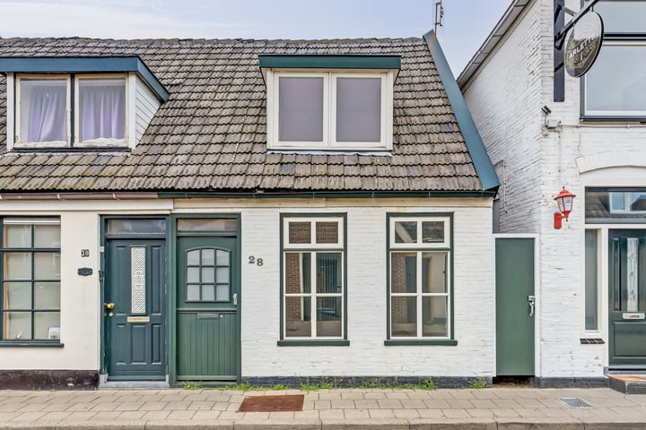Nieuwstraat 28 in Hippolytushoef foto