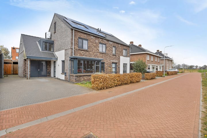 Nijboershof 16 in Broekland foto