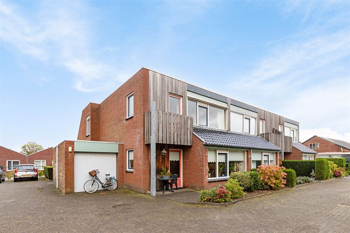 Nijebuorren 28 in Harkema foto