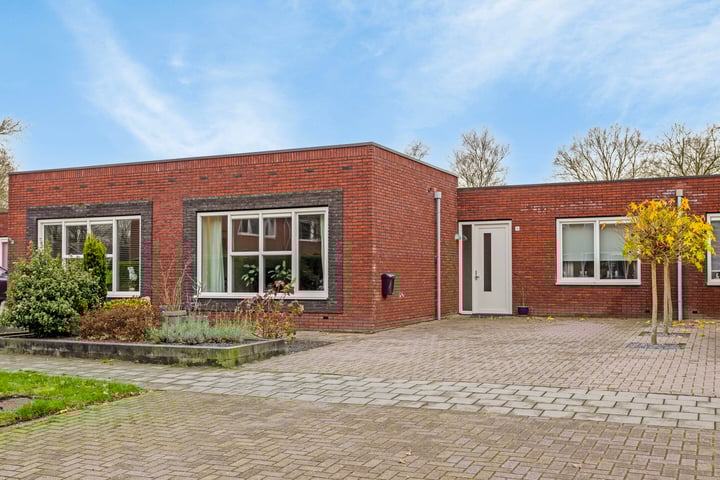 Nijenoertweg 3b in Leek foto