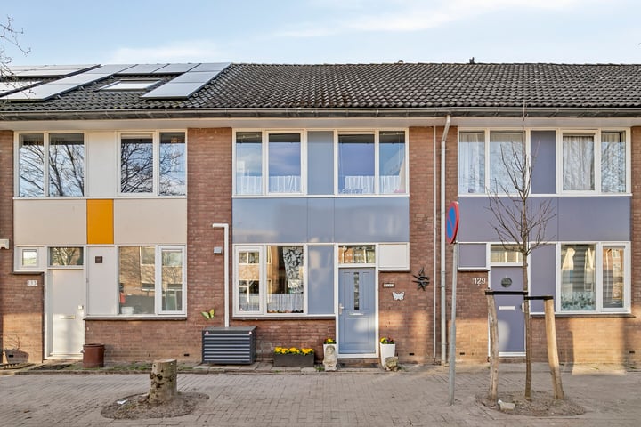 Nijenrodeweg 131 in Rotterdam foto