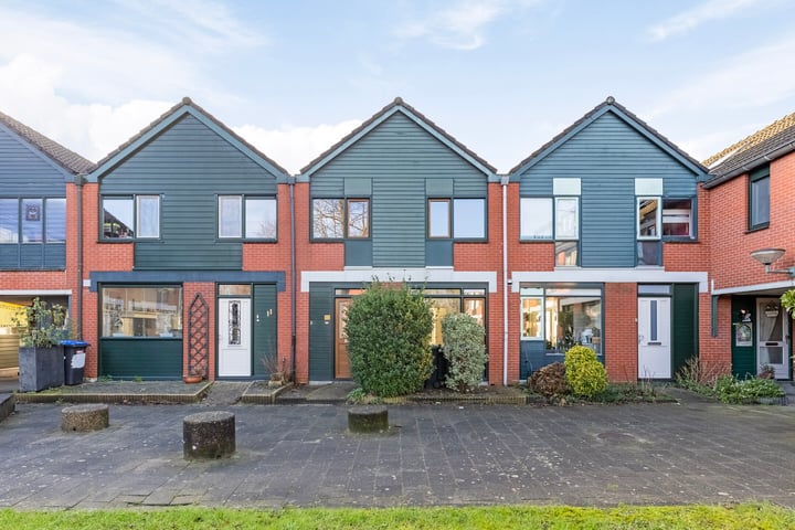 Nijenstein 10 in Dordrecht foto