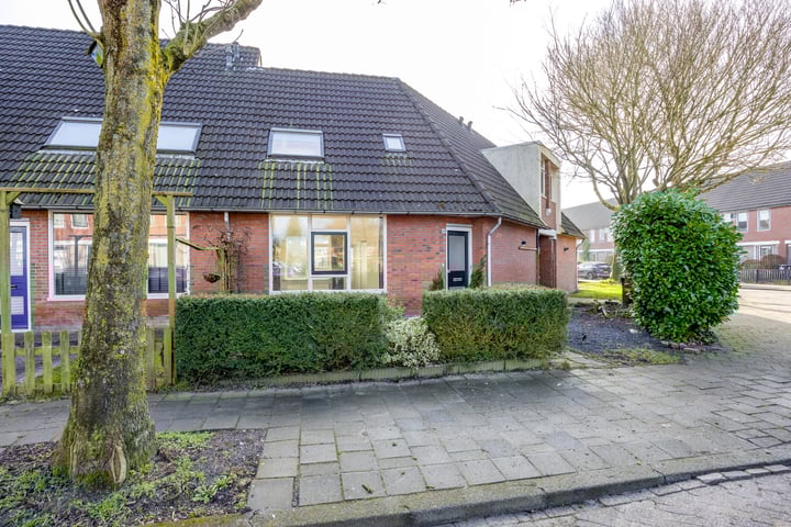 Nijensteinheerd 93 in Groningen foto