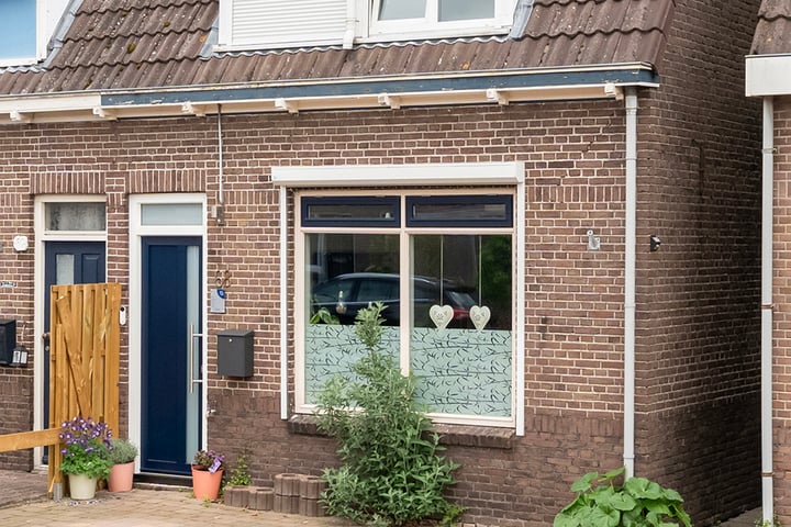 Nijeveenseweg 68 in Meppel foto
