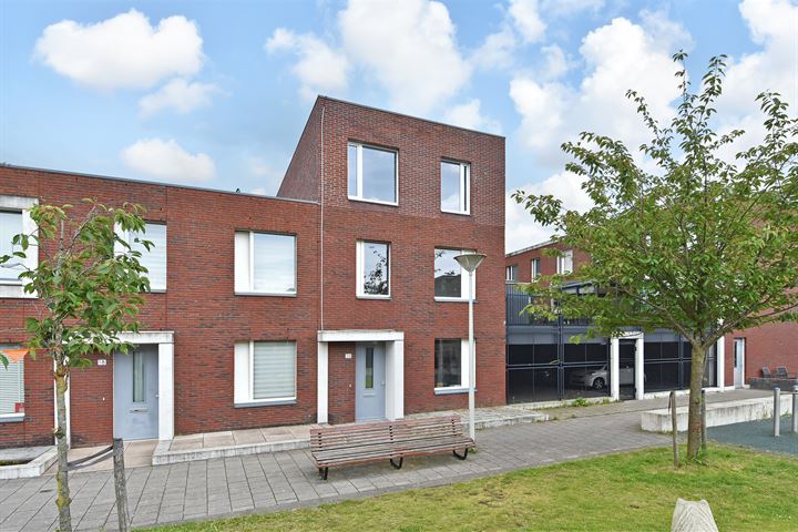 Nijeveenstraat 20 in 's-Gravenhage foto