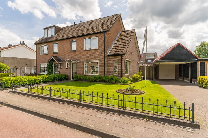 Nijverheidsweg 125a in Nunspeet foto