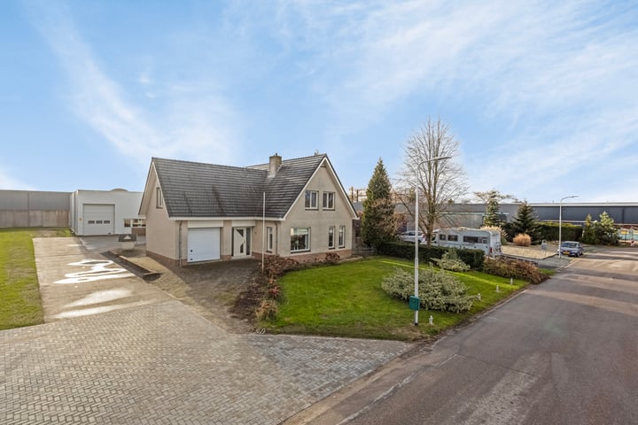Nijverheidsweg 13 in Gendt foto
