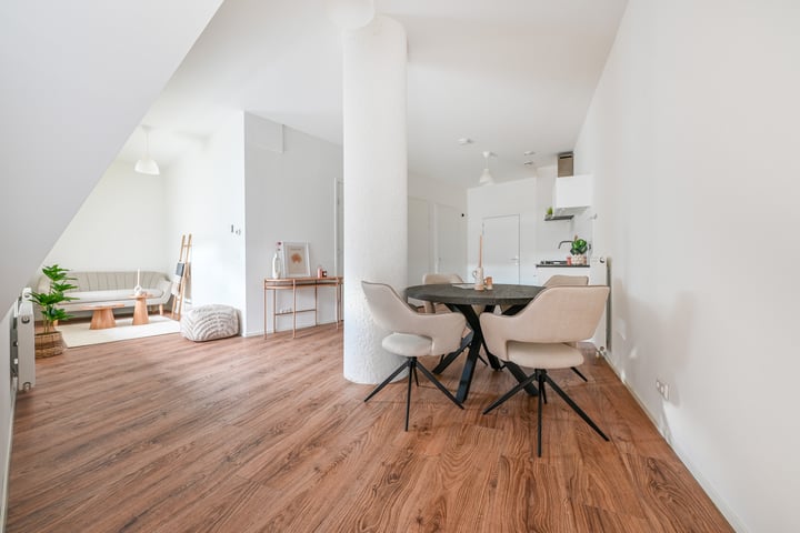 Nobelstraat 19A-25 in Haarlem foto