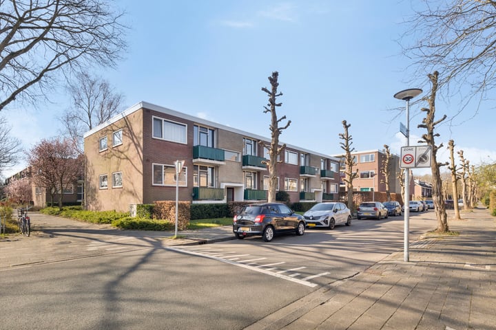 Nolenslaan 41 in Groningen foto