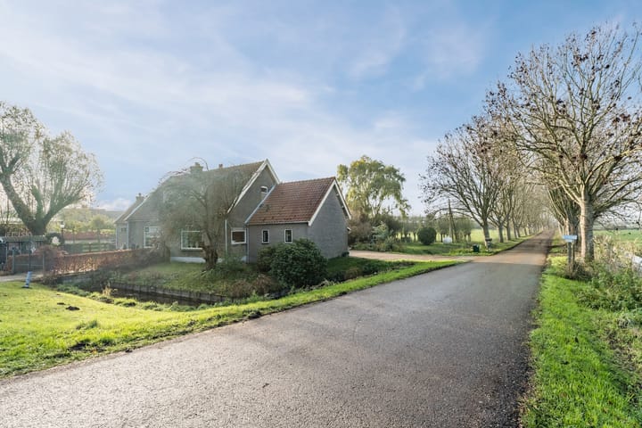 Noord Ringdijk 14 in Moordrecht