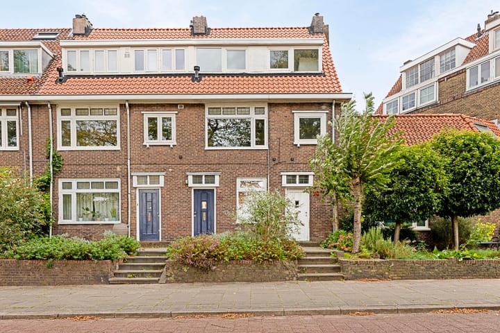 Noordelijke Parallelweg 74 in Arnhem foto