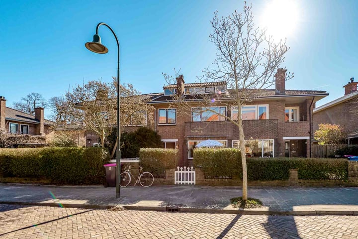 Noordenburglaan 44 in Voorburg foto
