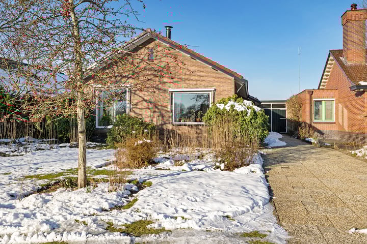 Noordenveld 21 in Roden foto