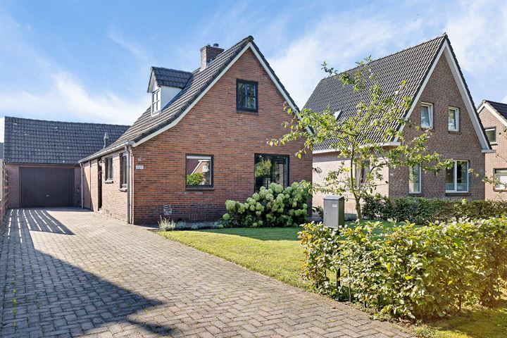 Noorderdiep 227 in Valthermond foto