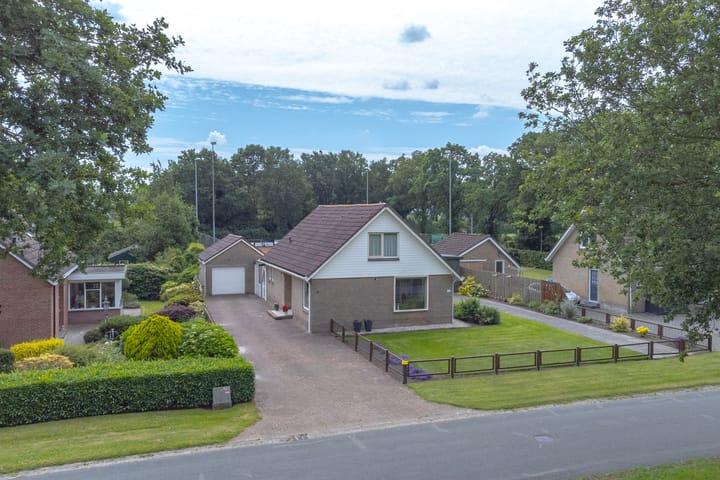 Noorderdiep 353 in Valthermond foto
