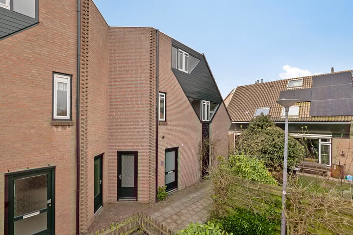 Noordererf 18 in Rozenburg foto