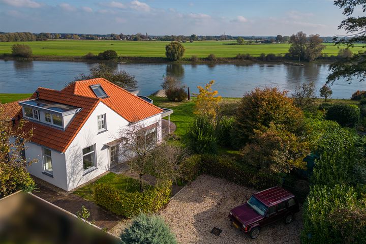 Noorderstraat 64 in Dieren foto