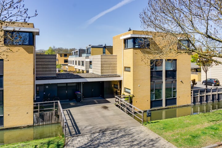 Noordhoevelaan 20 in Dordrecht
