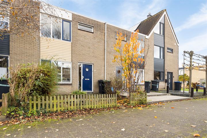 Noordhoren 28 in Hellevoetsluis foto
