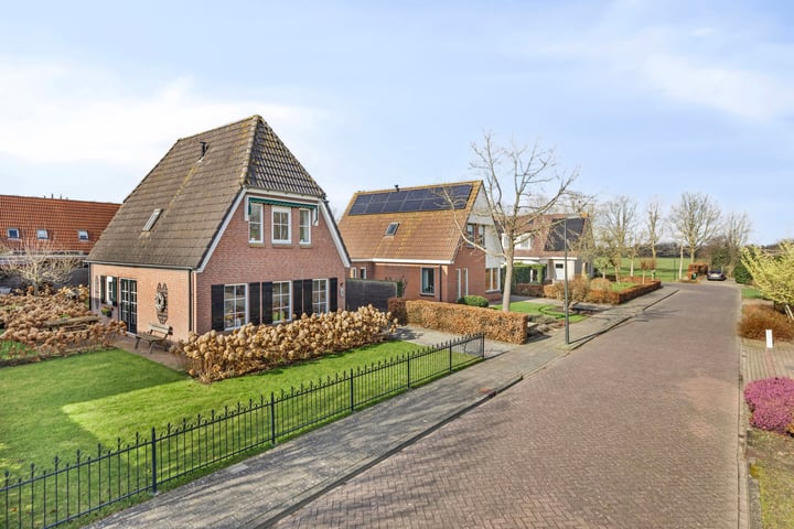 Noordmaad 5 in Oosterwolde foto