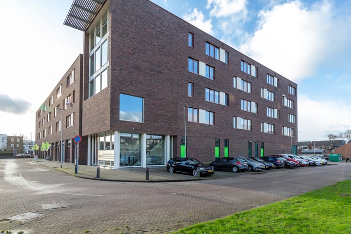 Noordplein 75 in Roelofarendsveen foto